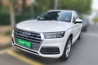 奥迪Q5L 2018款 40 TFSI 荣享进取型 国VI