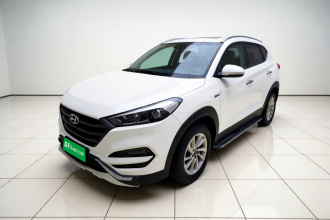 现代 途胜 2015款 1.6T 双离合两驱智能型