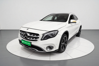 奔驰GLA 2017款 GLA 220 4MATIC 时尚型
