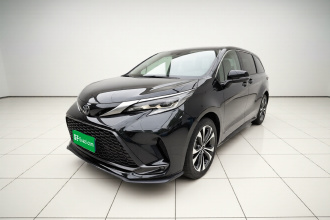 丰田 格瑞维亚 2022款 2.5L混动 尊贵版