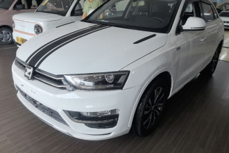 众泰SR7 2016款 1.5T CVT魔方之路版 国IV