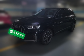 奥迪Q7 2022款 55 TFSI quattro S line运动型