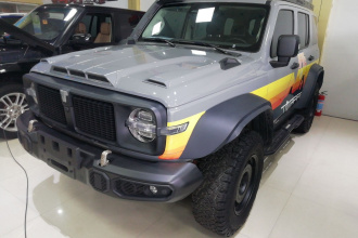 坦克300 2023款 2.0T 铁骑02