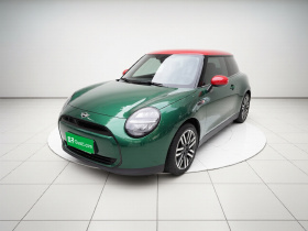 电动MINI COOPER 2025款 456km COOPER E 经典派