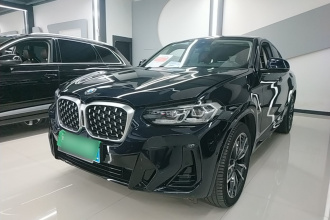 宝马X4 2022款 xDrive 30i M运动套装