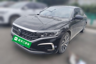 大众 帕萨特 2023款 330TSI 豪华版