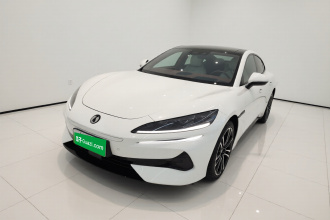 腾势Z9GT 2024款 1100四驱Ultra版