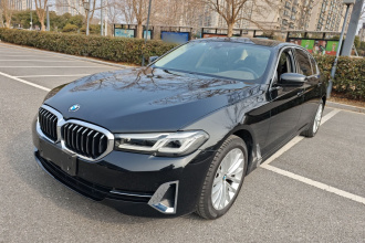 宝马5系 2022款 改款 525Li 豪华套装