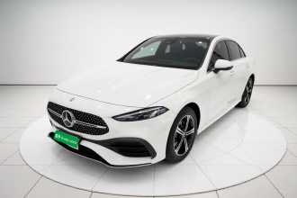 奔驰A级 2024款 A 200 L 时尚型