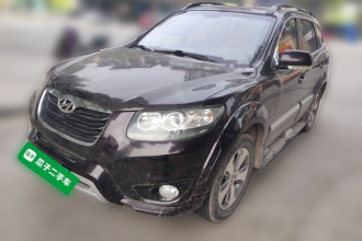 现代 胜达经典 2012款 2.4 舒适版 七座四驱