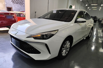 荣威i5 2023款 1.5L 手动舒享版