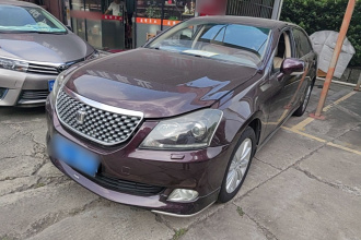 丰田 皇冠 2011款 2.5L Royal 真皮天窗特别版
