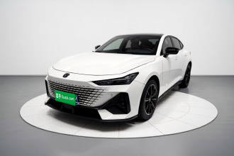 长安UNI-V 2022款 1.5T 尊贵型