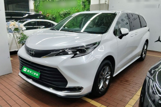 丰田 赛那SIENNA 2024款 2.5L混动 舒适版