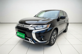 三菱 欧蓝德 2021款 2.0L 两驱畅行版 5座