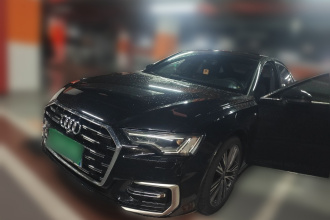 奥迪A6L 2024款 45 TFSI quattro 臻选动感型