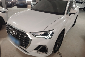 奥迪Q3 2023款 35 TFSI 时尚动感型（1.4T）