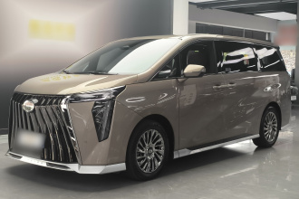 广汽传祺 传祺M8 2023款 宗师系列 双擎 御尊版