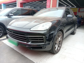 保时捷 Cayenne新能源 2023款 Cayenne E-Hybrid 2.0T 铂金版