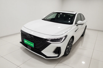 奇瑞 艾瑞泽8 2022款 1.6T DCT雅