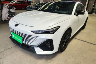 长安UNI-V 2024款 1.5T 高能版