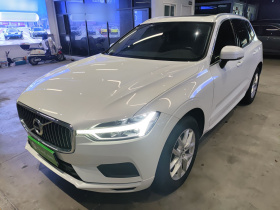 沃尔沃XC60 2019款 T5 四驱智逸版 国VI