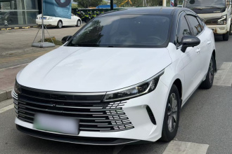 比亚迪 驱逐舰05 2024款 荣耀版 DM-i 55KM 豪华型