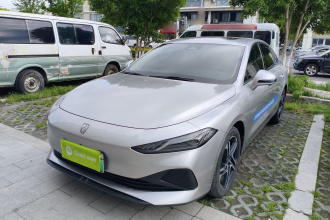 荣威D7 2023款 DMH 125km 旗舰版