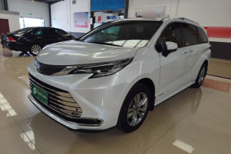 丰田 赛那SIENNA 2023款 2.5L混动 舒适版