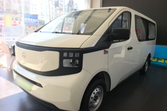 长安凯程V919 2025款 荣耀版  金钟罩50kwh  短轴低顶  精英型  6座