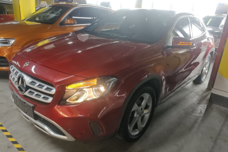 奔驰GLA 2019款 GLA 200 动感型