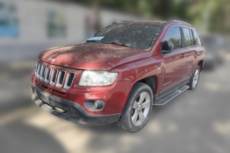 Jeep 指南者(进口) 2012款 2.0L 两驱运动版