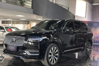 沃尔沃XC90 2022款 B6 智逸豪华版 7座
