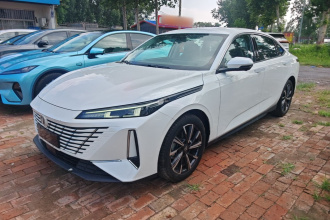 长安 逸动 2024款 1.5T GDI自动 尊贵型