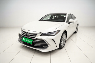 丰田 亚洲龙 2024款 双擎 2.0L 尊贵版