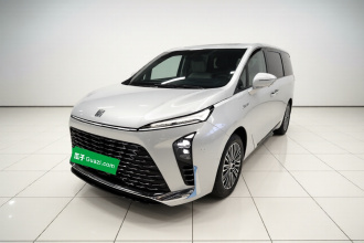 别克GL8新能源 2024款  陆尊 奢享版 7座