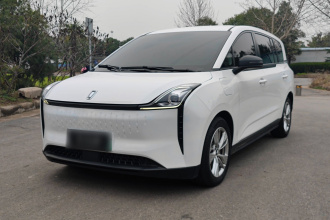 奔腾NAT 2022款 舒享出行 换电版 100kW 401km