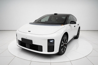 理想汽车 理想i6 2025款 两驱标准型