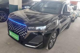 奇瑞 瑞虎7 2025款 卓越版  1.5T CVT尊贵版