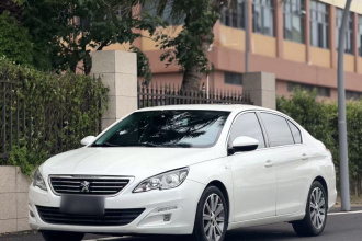 标致408 2015款 1.2T 自动豪华版
