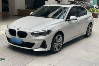 宝马1系 2019款 120i 领先型M运动套装