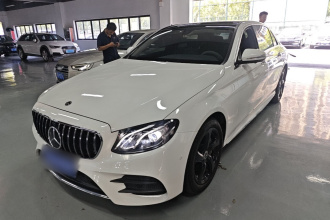 奔驰E级 2018款 改款 E 300 L 运动时尚型