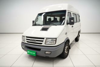 依维柯得意 2014款 2.5T-A35 NJ6484ACM47Z4