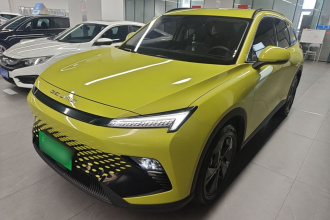 北京汽车 魔方 2022款 1.5T DCT黄金版
