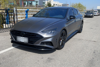 现代 索纳塔 2022款 380TGDi 自动20周年纪念款