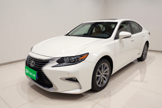 雷克萨斯ES 2017款 300h Mark Levinson舒适版