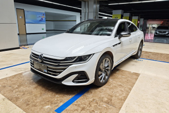 一汽-大众CC 2026款 3000万辆甄选款 380TSI 夺目