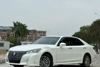 丰田 皇冠 2017款 2.0T 运动版