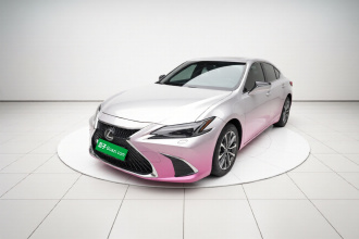 雷克萨斯ES 2025款 300h 臻享版
