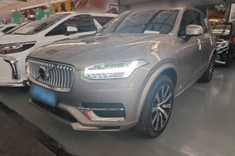 沃尔沃XC90 2022款 B6 智逸豪华版 7座